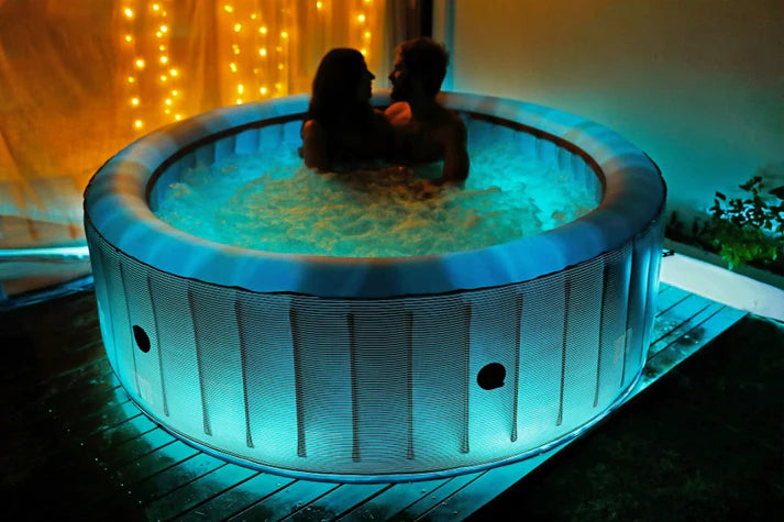 GO SPA® Coleman STR - Jacuzzi avec éclairage LED d'ambiance et jets massants à bulles